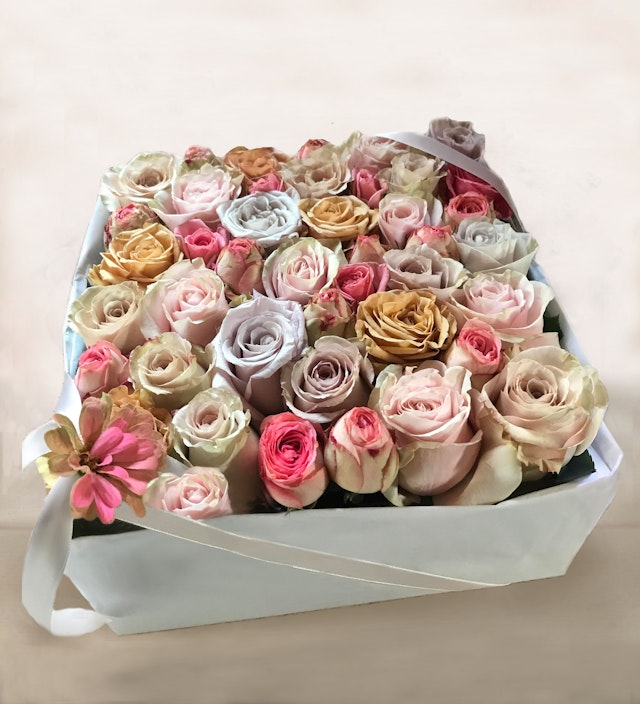 Venice Rose Box