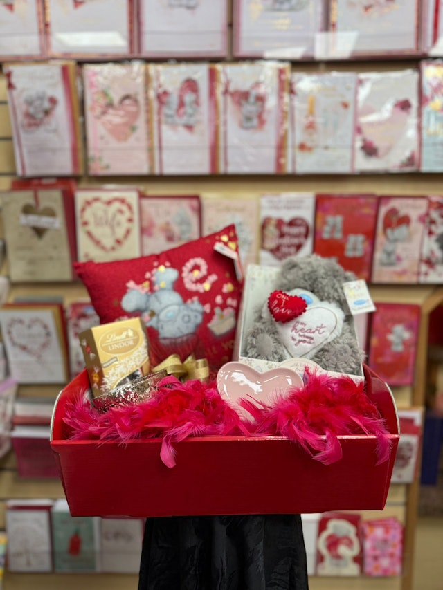 VALENTINE HAMPER